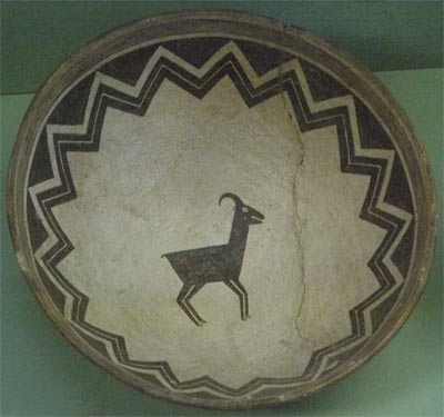 Bowl with Bighorn Sheep decoration