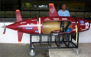 Nip with the 2004 TAMU Submarine.